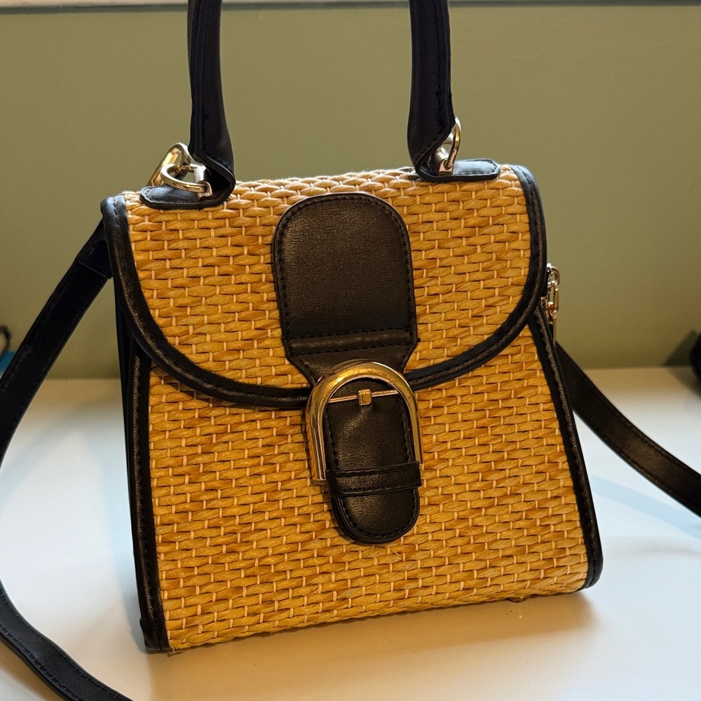 Stylish Tan and Black Women's Handbag